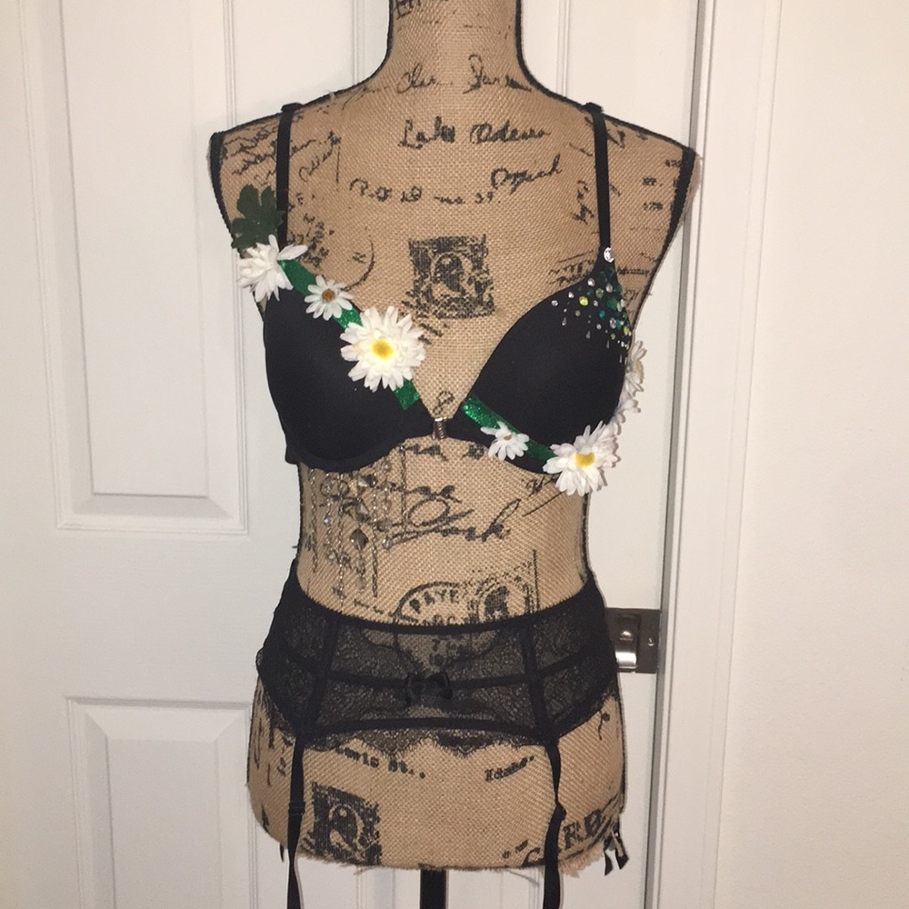 Rave girl bra